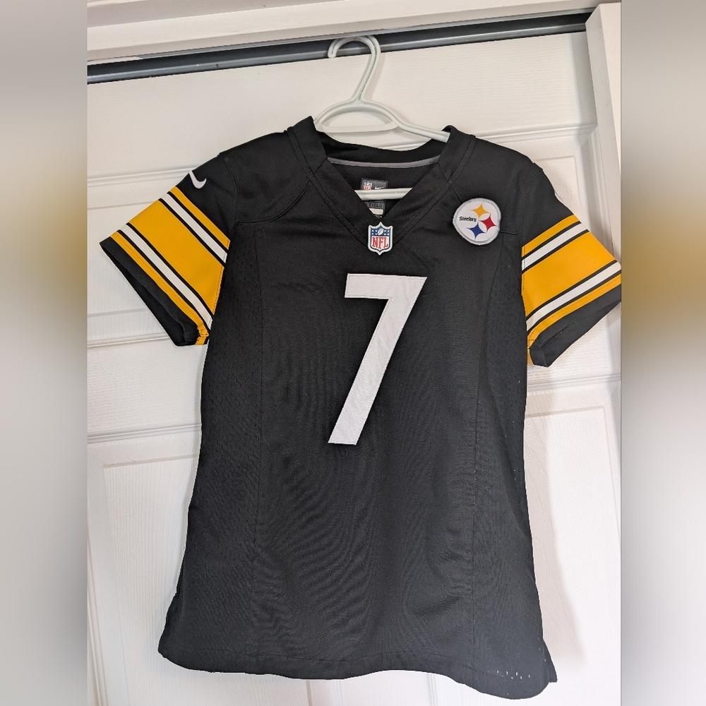 Women's medium Ben Roethlisberger jersey